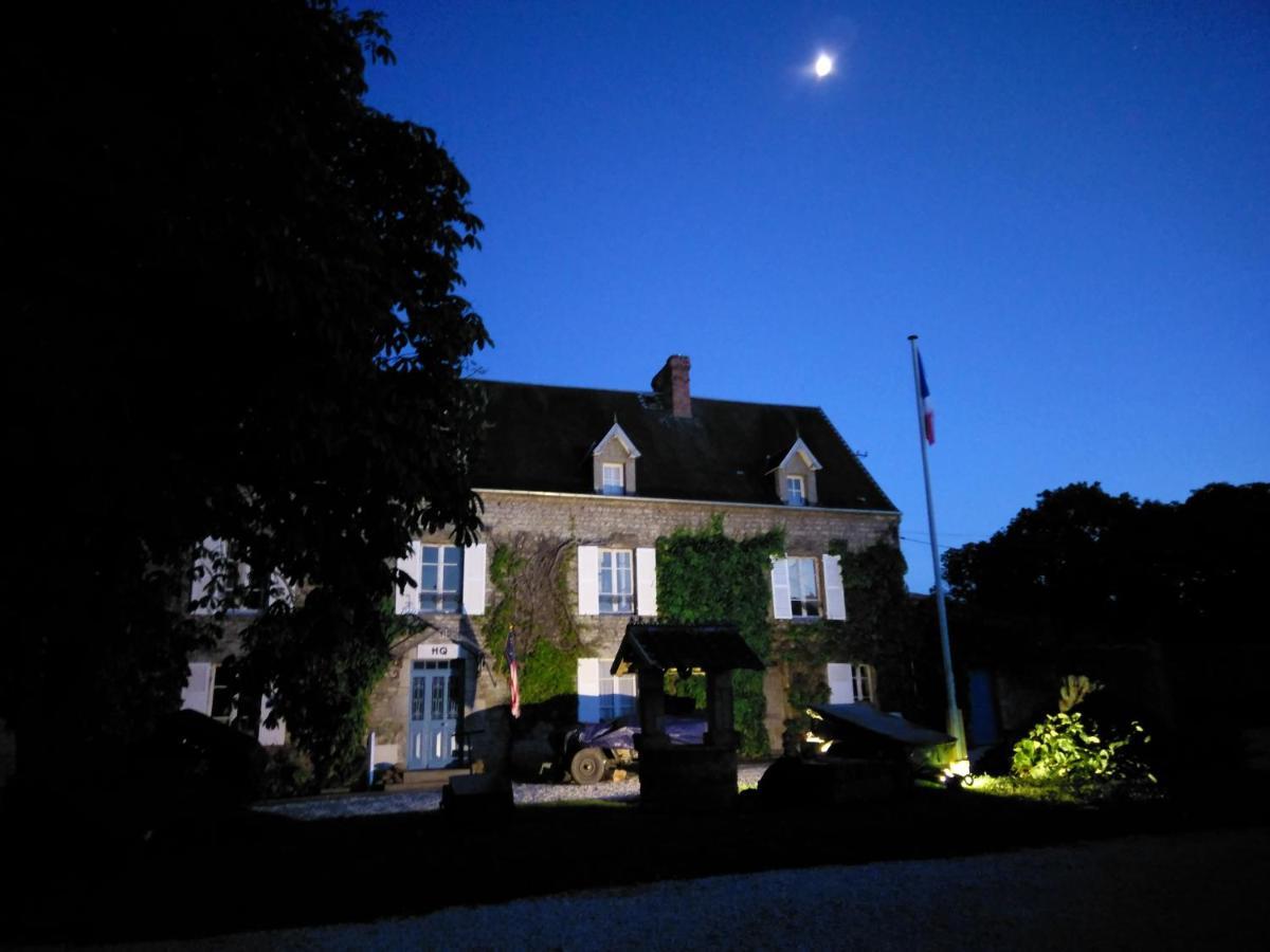 Domaine Airborne Carentan-les-Marais Exterior foto
